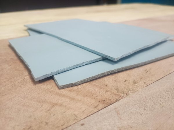 PVC 시트 준비 및 평탄화