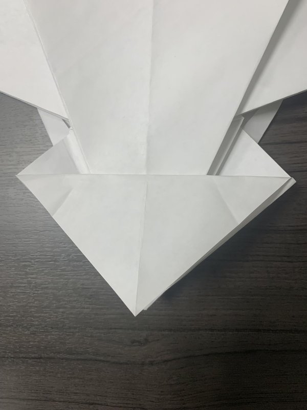 측면 주머니를 빼낸 다음 반으로 접으세요