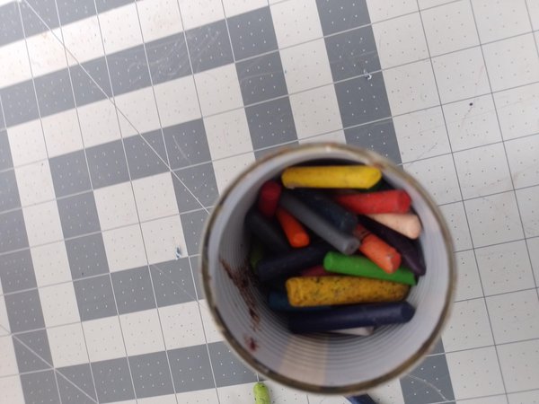 크레용을 녹이기 위해 준비하기